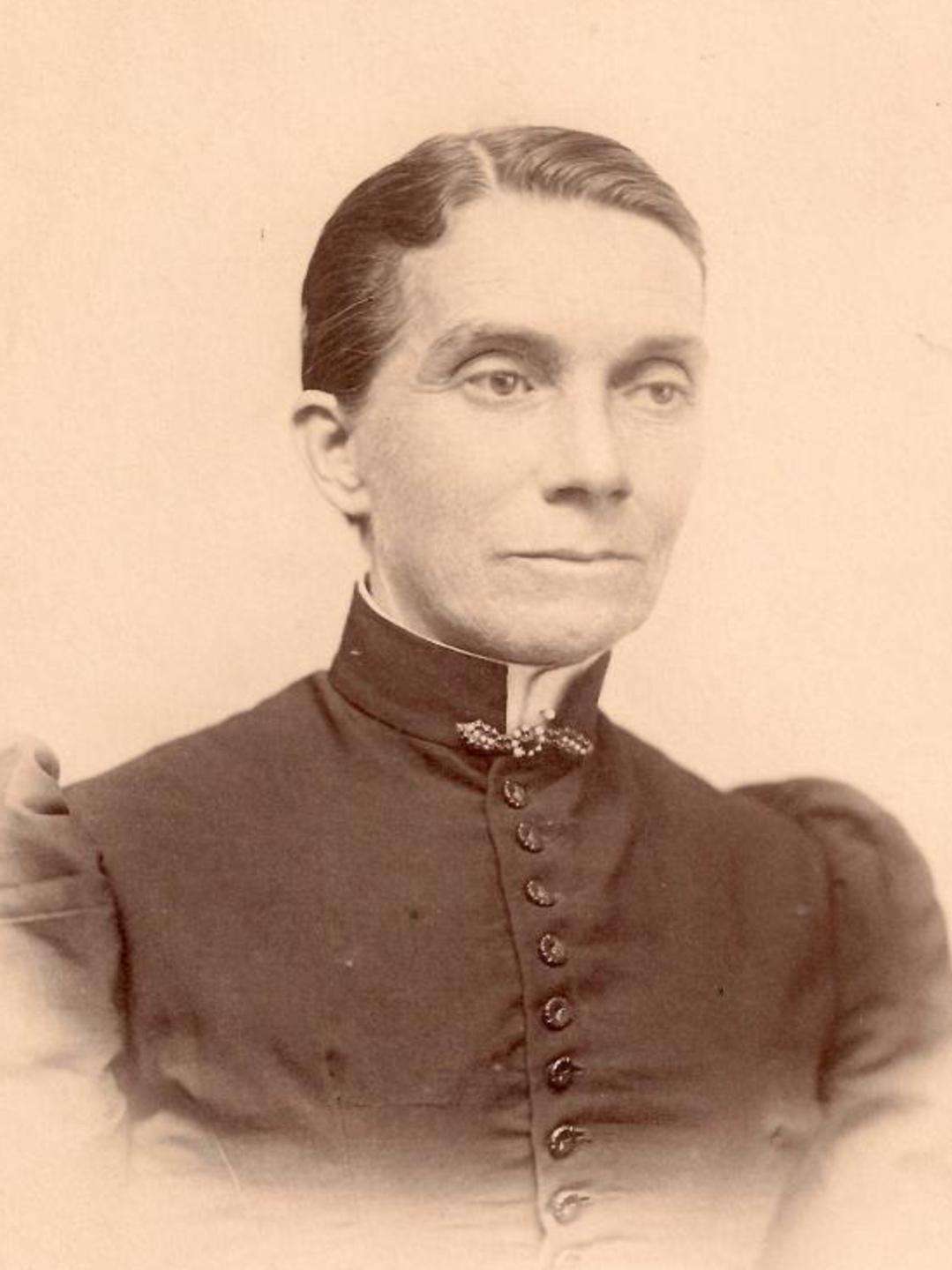 Elizabeth Roberts Sanders (1834 - 1914) Profile